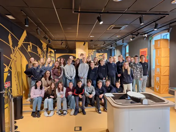 Zdjęcie grupowe wszystkich uczestników spotkania