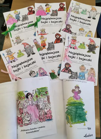 wystawa-bajkowych-ksiazeczek-wykonanych-przez-przedszkolaki--jpg