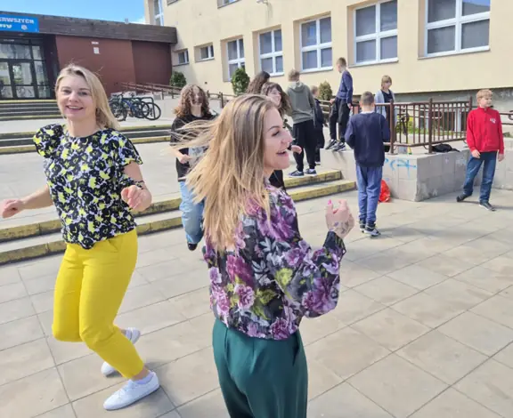 nauczyciele-tancza-jpg