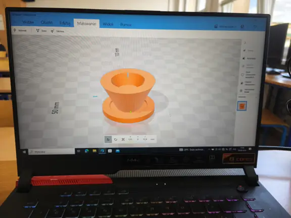 model-3d-doniczki-z-podstawka-jpg