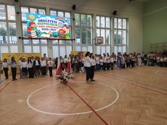 uroczyste-rozpoczecie-roku-szkolnego-2026-2027-zdjecie-19-jpg