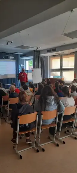 Prezentacja o cyberbezpieczeństwie - zdjęcie 3