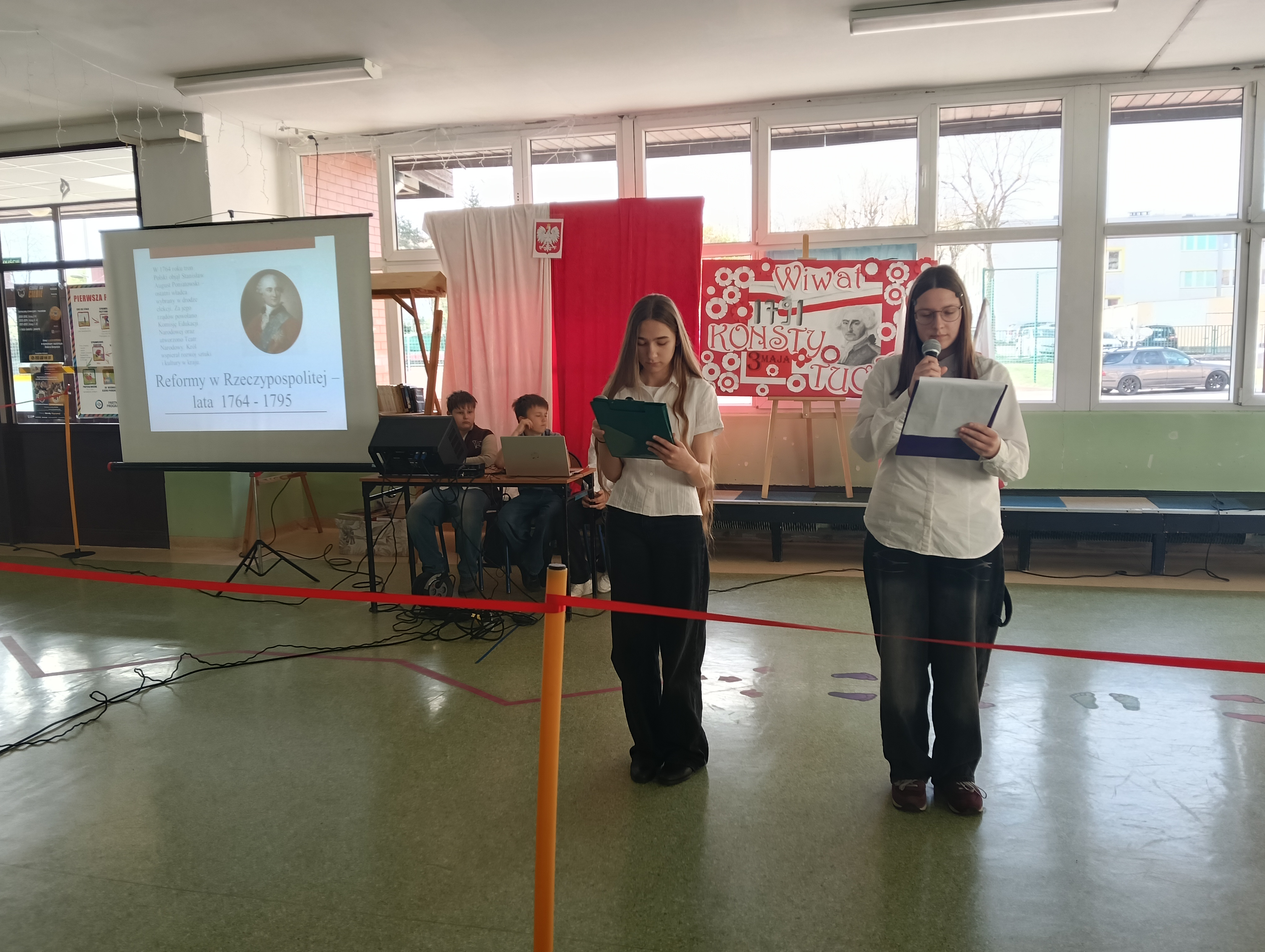 szkolne prelekcje z okazji świąt majowych - zdjęcie 14