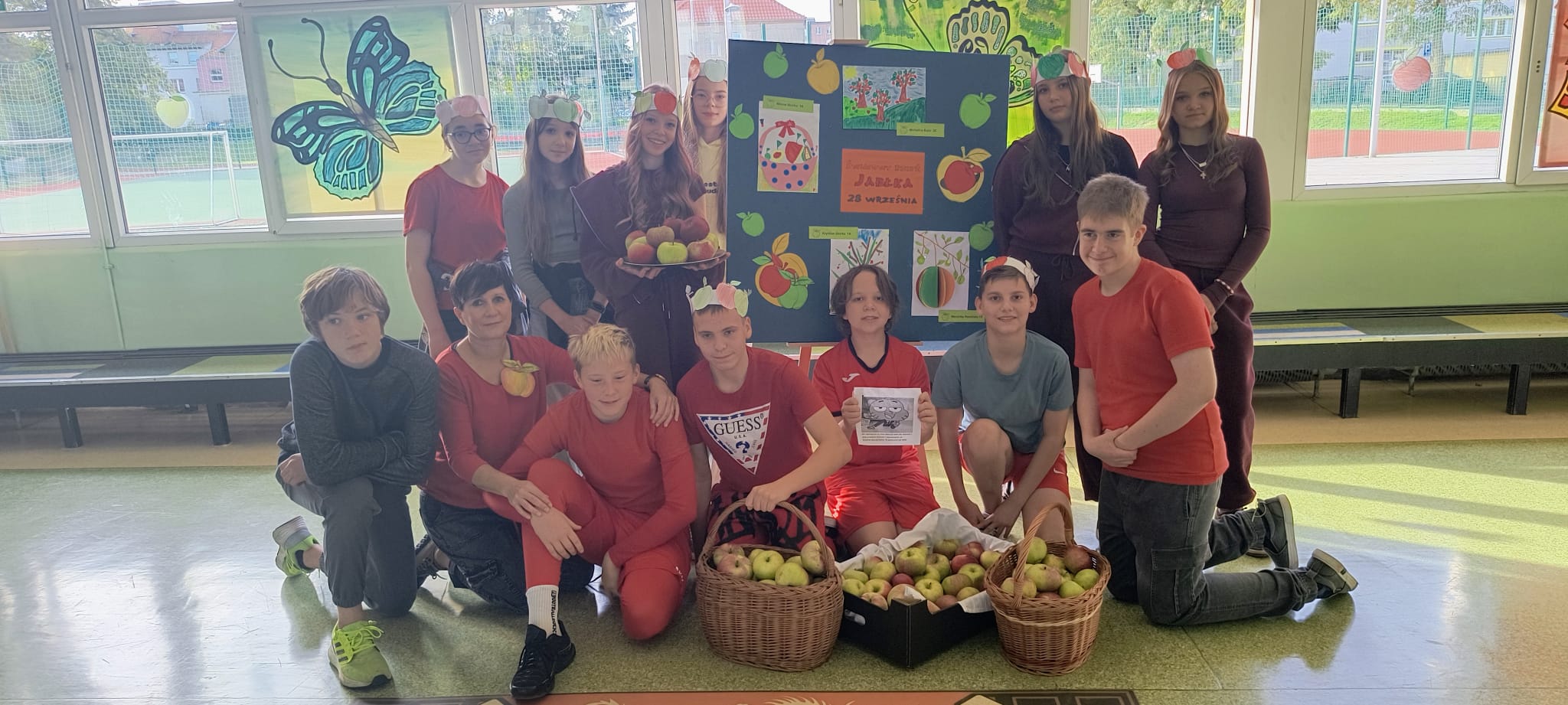 Światowy Dzień Jabłka w klasie VII A - zdj2